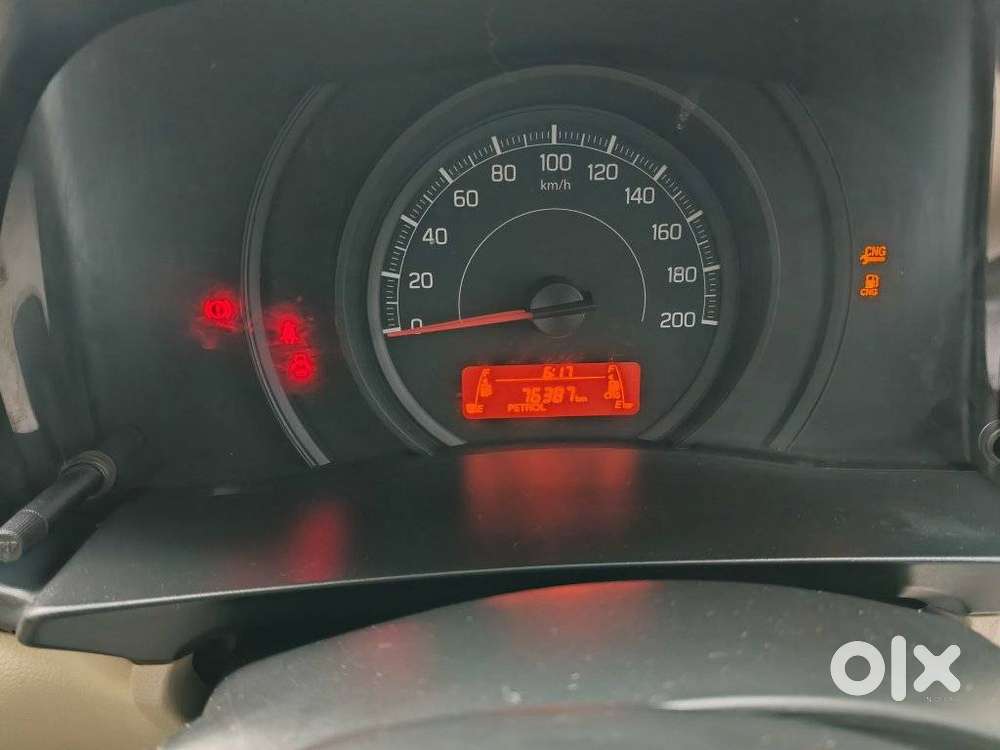 Maruti Suzuki Dzire 1.2 Vxi Cng, 2025, Cng & Hybrids