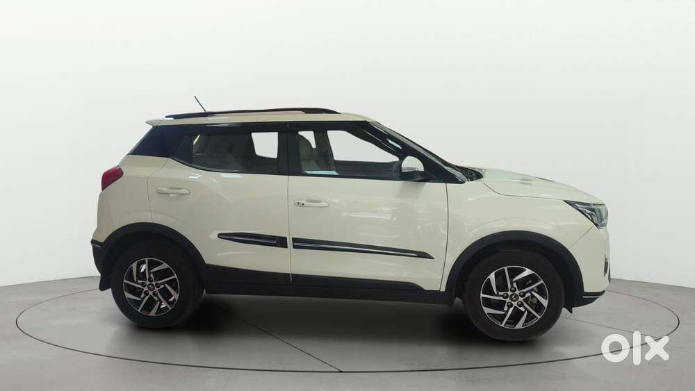 Mahindra Xuv300 W8 Option, 2023, Petrol