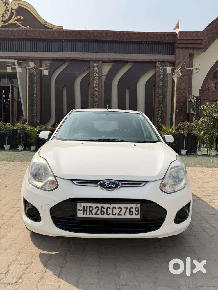 Ford Figo, 2013, Petrol