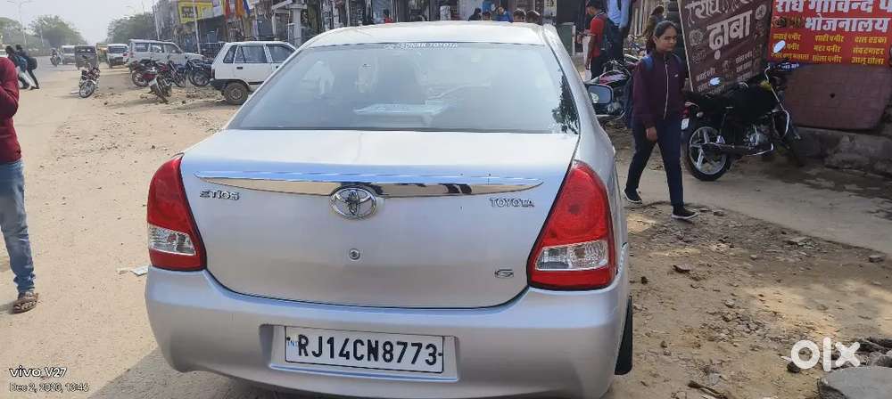Toyota Etios 2012 Petrol