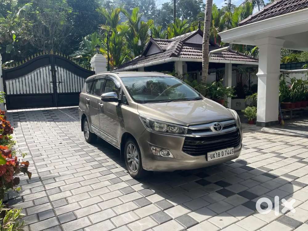 Toyota Innova Crysta 2017 Vx Mt