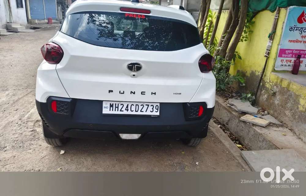 Tata Punch Adventure+ December 2025 Cng & Petrol 6000 Km Driven