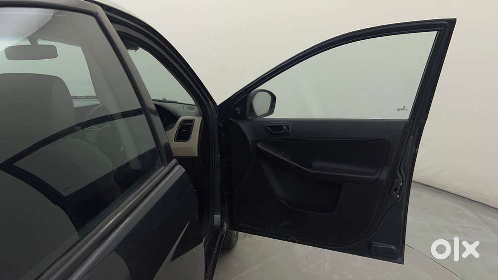Tata Zest Revotron 1.2t Xe, 2014, Petrol