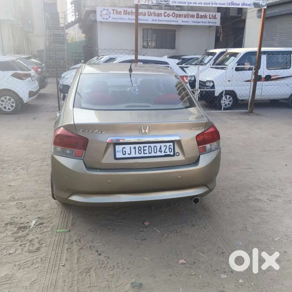 Honda City 2010 Cng & Hybrids 70000 Km Driven