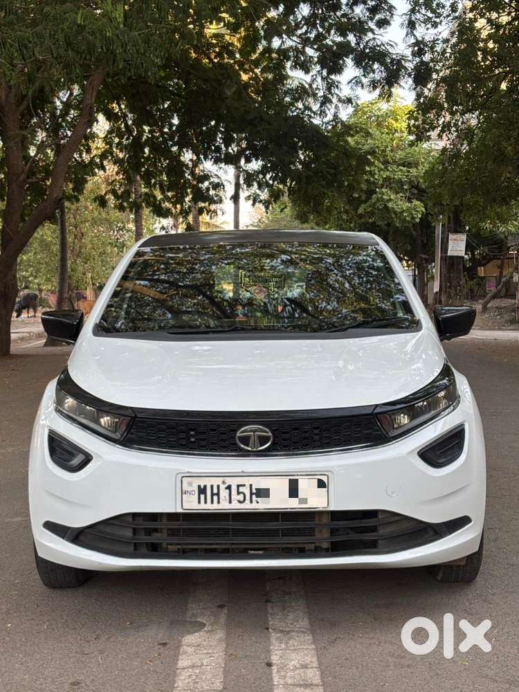 Tata Altroz 1.2 Xe, 2021, Petrol