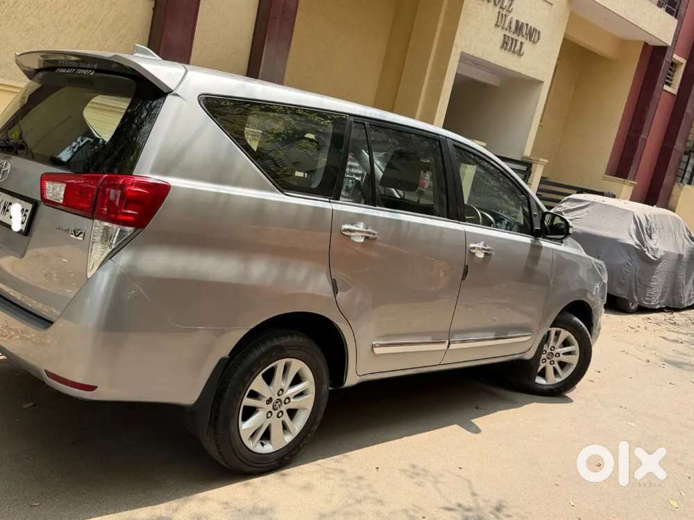 Toyota Innova Crysta V  2017 Diesel 
Well Maintain Showroom Condition