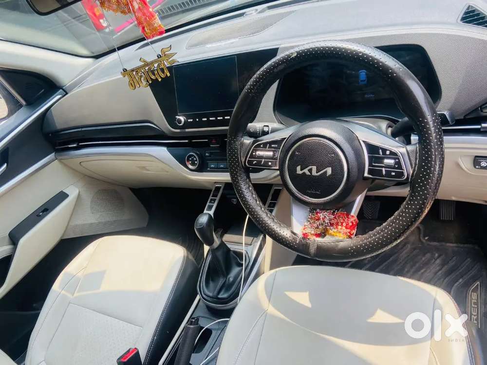 Kia Carens 2023 Petrol 51000 Km Driven And Cng Fitted Approved By Rto