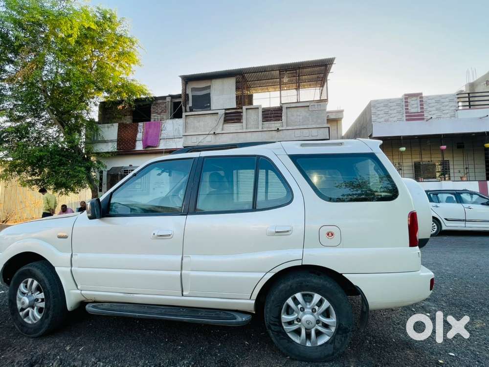 Tata Safari 4x4 2011