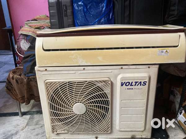 Voltas 2 ton 5 star inverter Ac