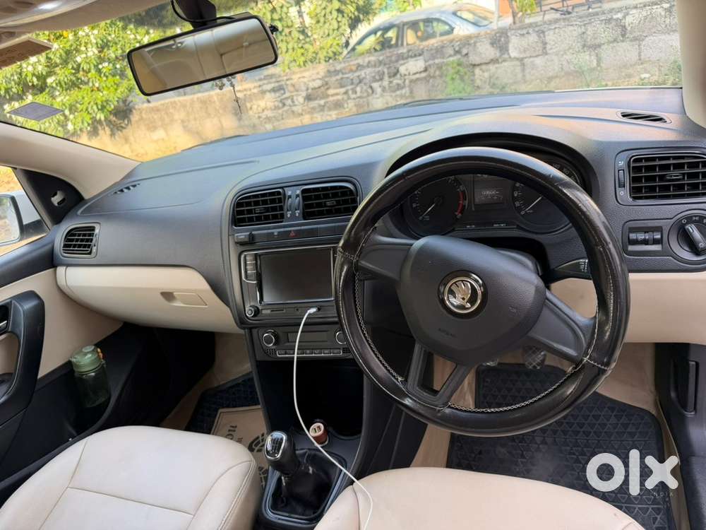 Skoda Rapid 2021 Petrol