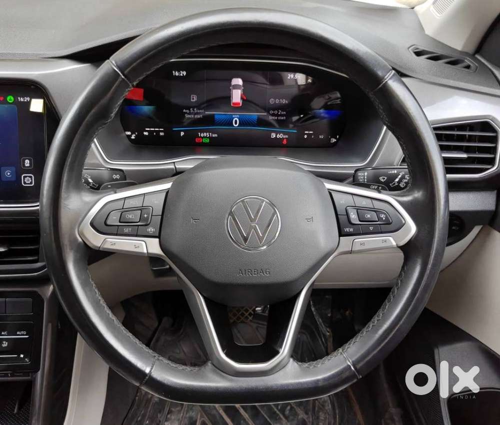 Volkswagen Taigun 1.0 Tsi Topline At, 2021, Petrol