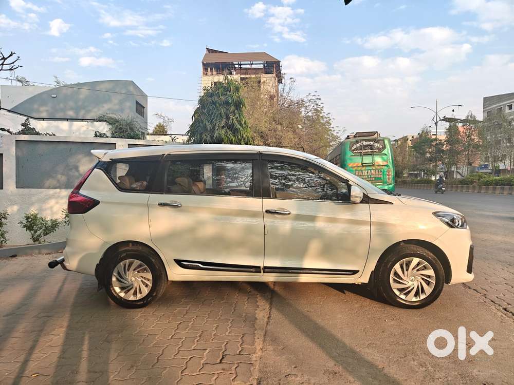 Maruti Suzuki Ertiga 1.5 Vxi, 2022, Petrol
