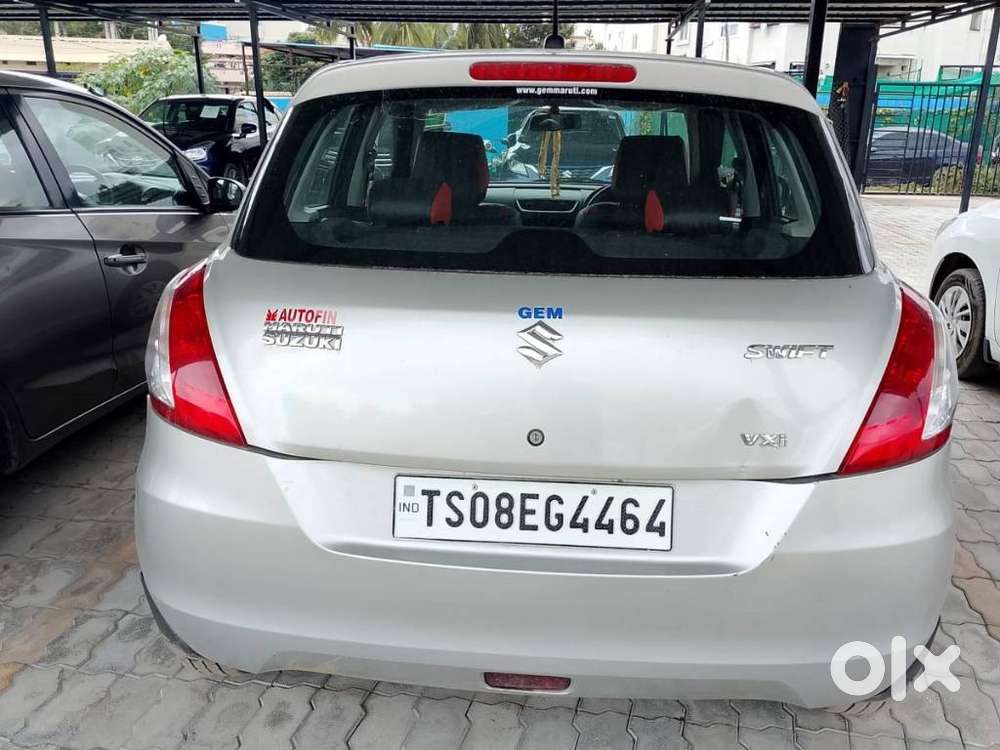 Maruti Suzuki Swift Vxi Abs Bsiv, 2015, Petrol