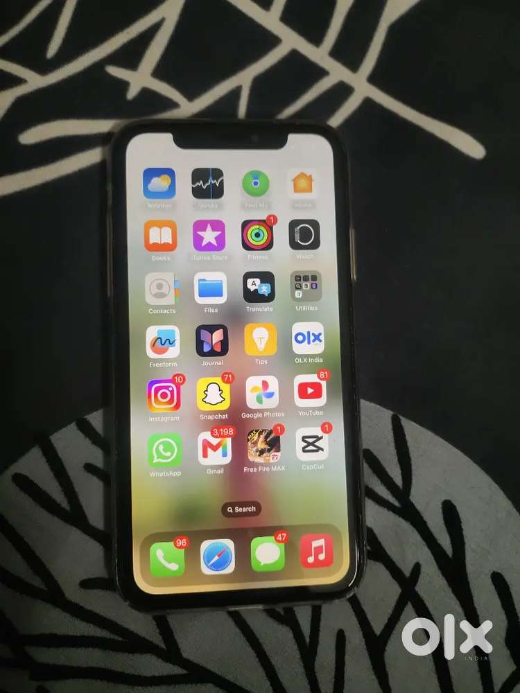 Iphone xr black