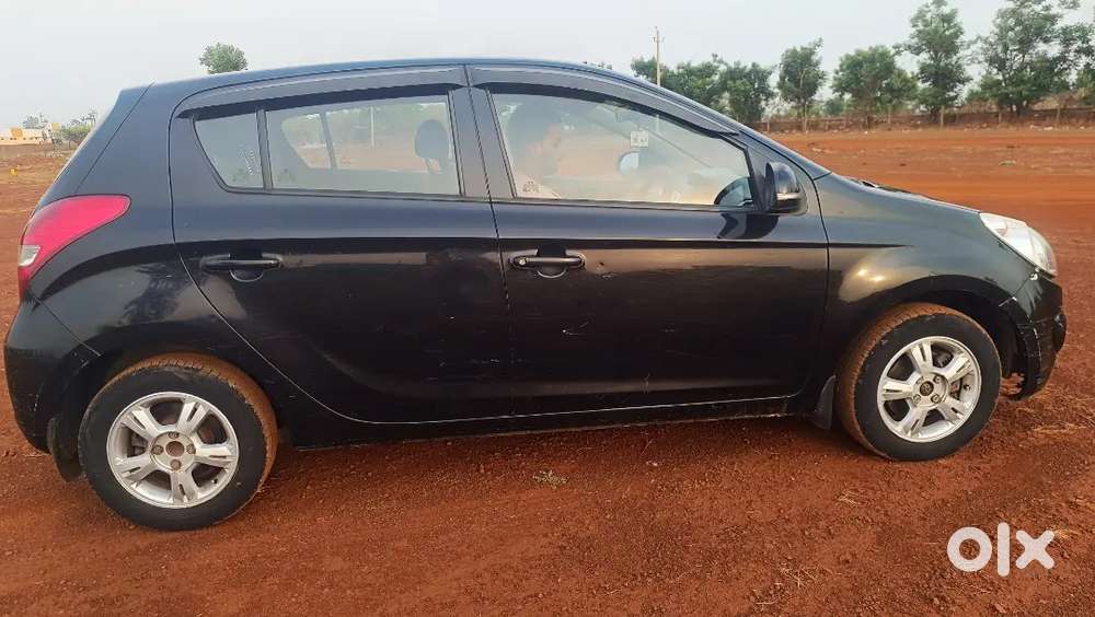 I 20  Asta, Diesel  Black Colour