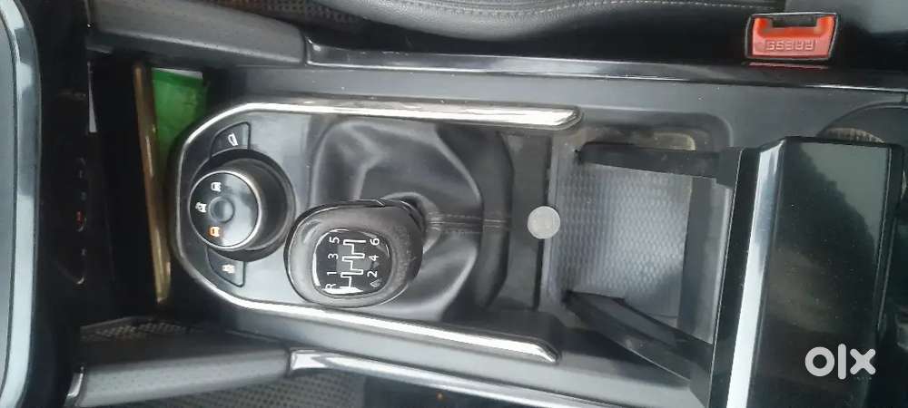 Tata Harrier 2022 Diesel 82500 Km Driven