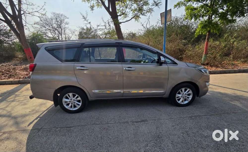 Toyota Innova Crysta 2.7 Zx At, 2020