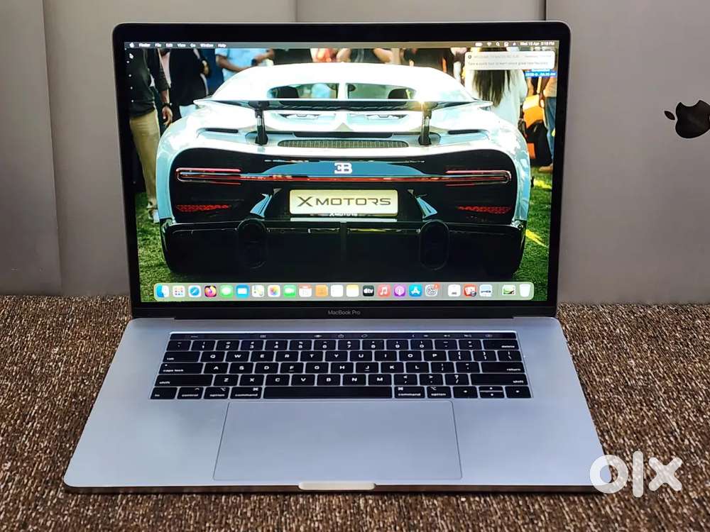 Apple Macbook Pro i7 16gb 256gb 5.5gb GFX 15inch RetinaTouchbar