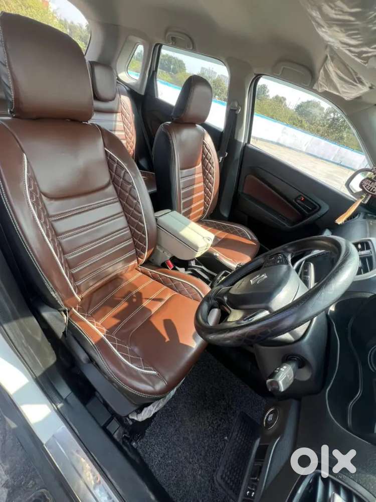 Maruti Suzuki Brezza Vxi Opt