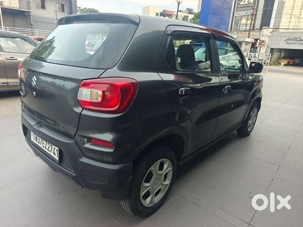 Maruti Suzuki S-presso Vxi Opt, 2021, Petrol