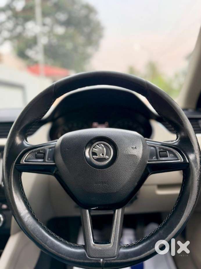 Skoda Octavia 2.0 Tdi Style Plus At, 2016, Diesel