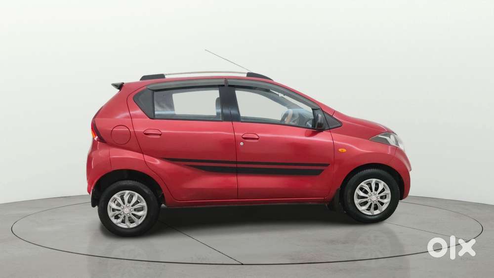 Datsun Redigo T Option, 2016, Petrol