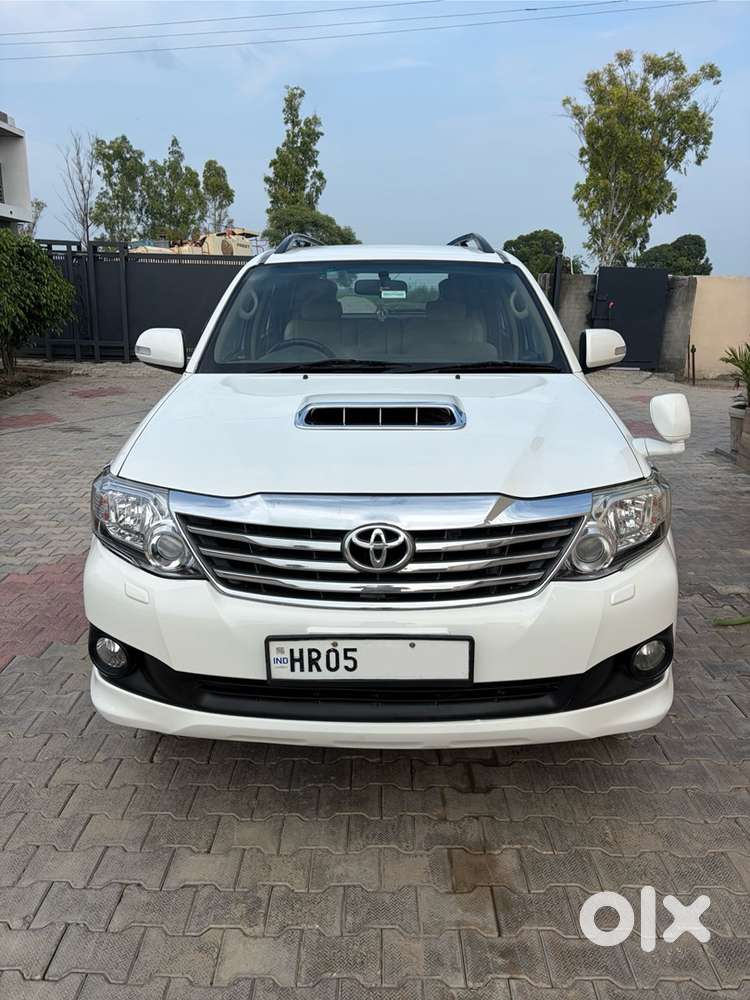 Toyota Fortuner Diesel Manual 2012