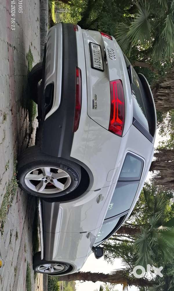 Audi Q7 45 Tdi Premium With Sunroof, 2018, Diesel