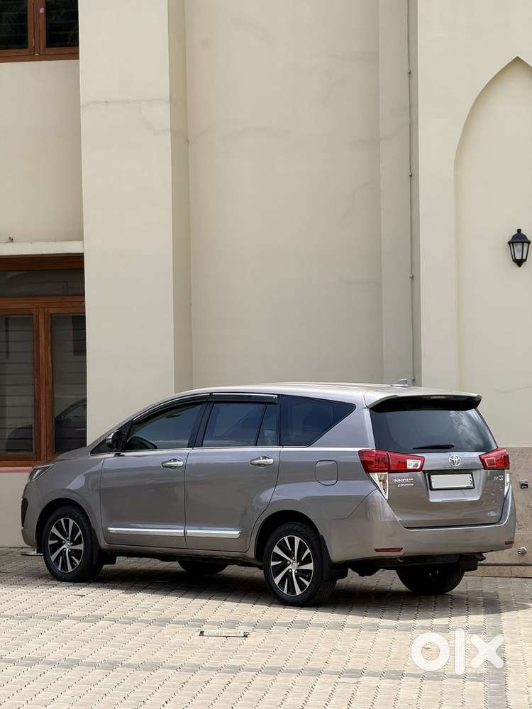 Toyota Innova Crysta 2.4 Z 7 Str, 2022, Diesel