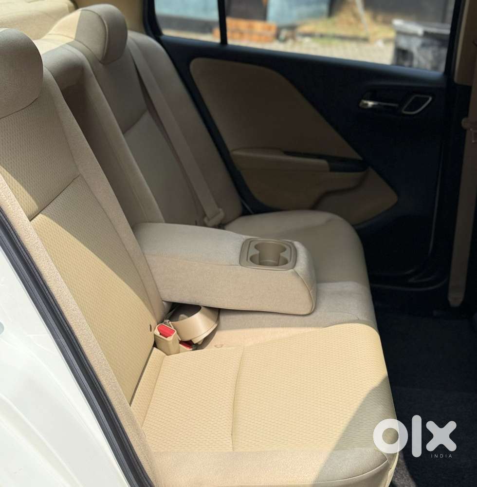 Honda City V Mt Exclusive, 2022, Petrol