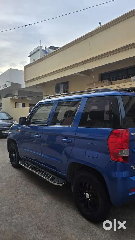 Mahindra Tuv 300 2015