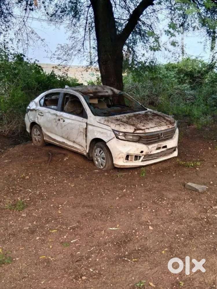 Honda Amaze 2022 Petrol 150 Km Driven