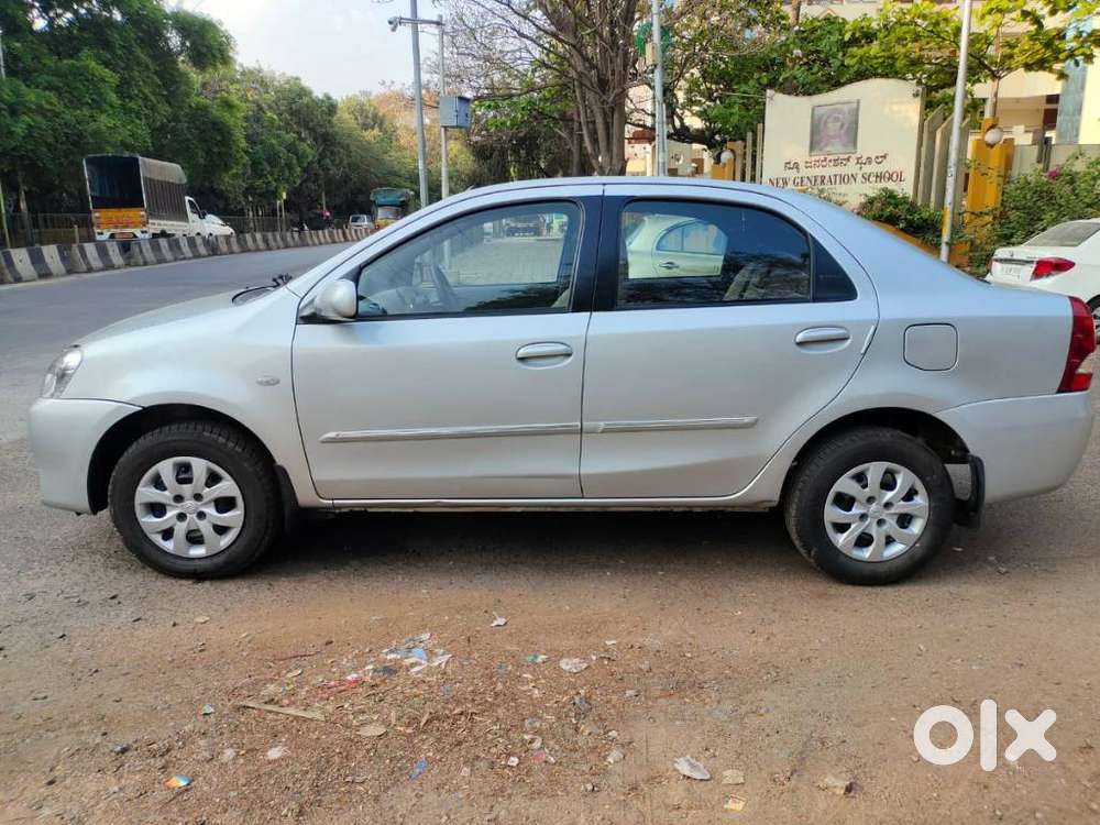Toyota Etios 2010-2012 G, 2011, Petrol