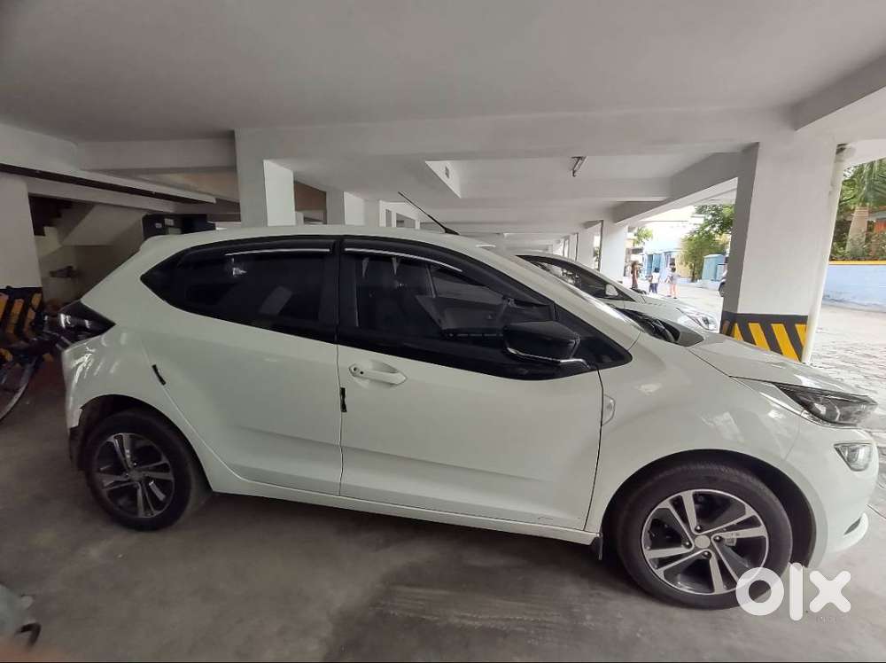 Altroz Xz Petrol Manual 2022 _ 14000 Km
