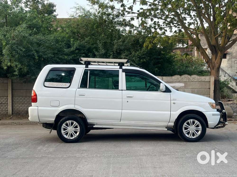 Chevrolet Tavera Neo 3 10 Seats Bsiv, 2014, Diesel