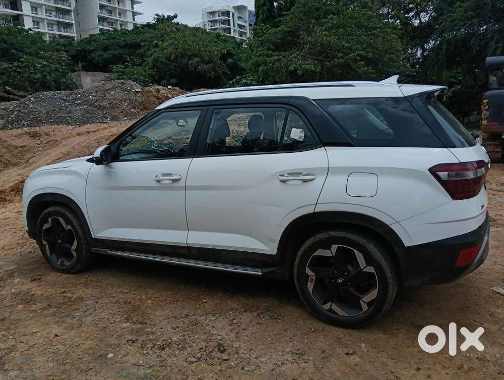 Hyundai Alcazar, 2021, Petrol