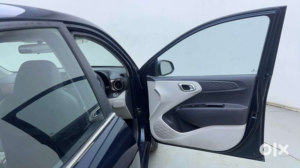 Hyundai Aura 1.2 Sx Cng, 2023, Cng & Hybrids