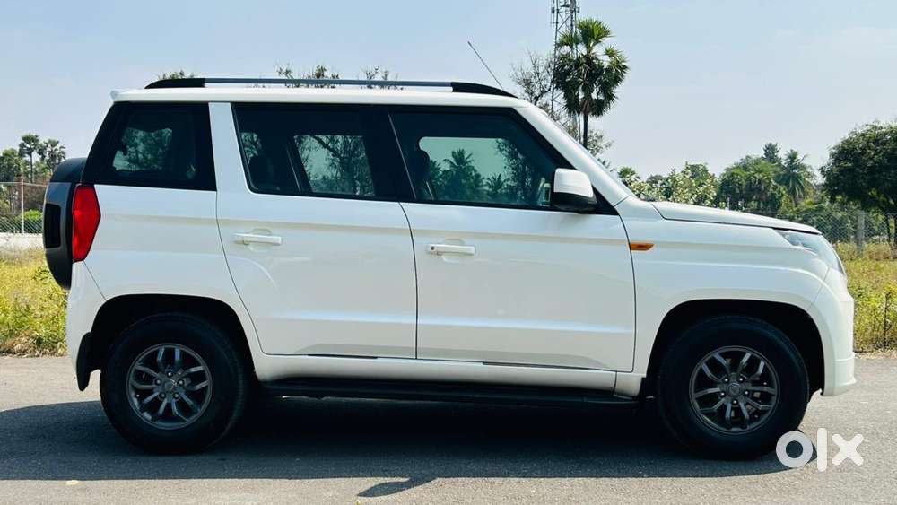 Mahindra Tuv 300 T10, 2018, Diesel
