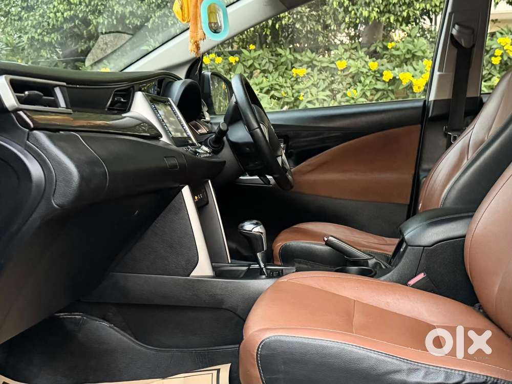 Toyota Innova Crysta 2.8z Automatic, 2019, Diesel