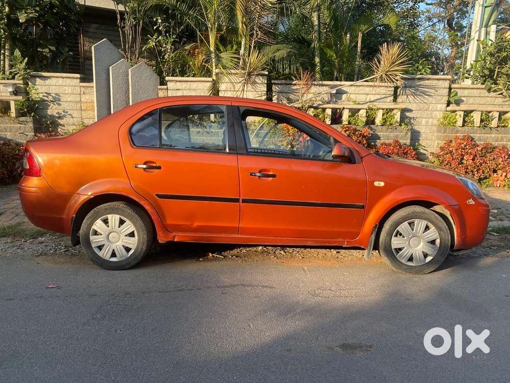 Ford Car Manual 2006