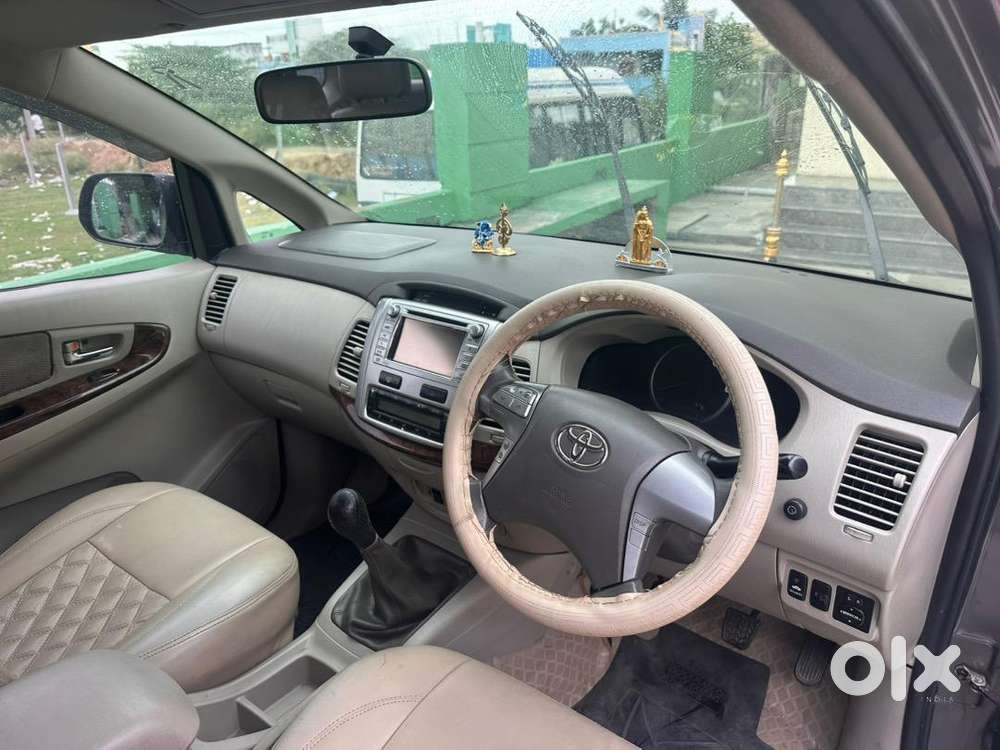 Toyota Innova 2013 Diesel Well Maintained