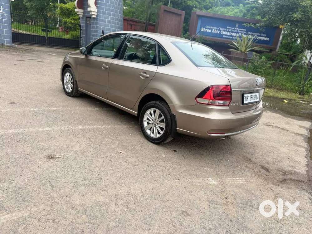 Volkswagen Vento 1.2 Tsi Highline Plus At, 2017, Petrol