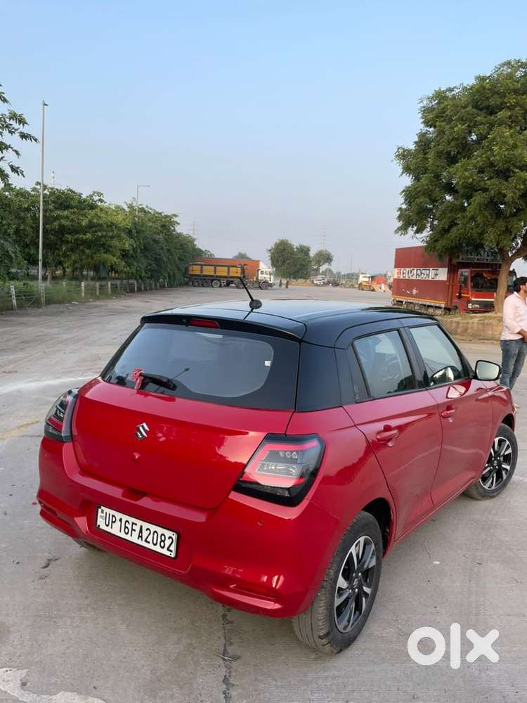 Maruti Suzuki Swift Zxi 2025 Petrol Automatic Dual Tone