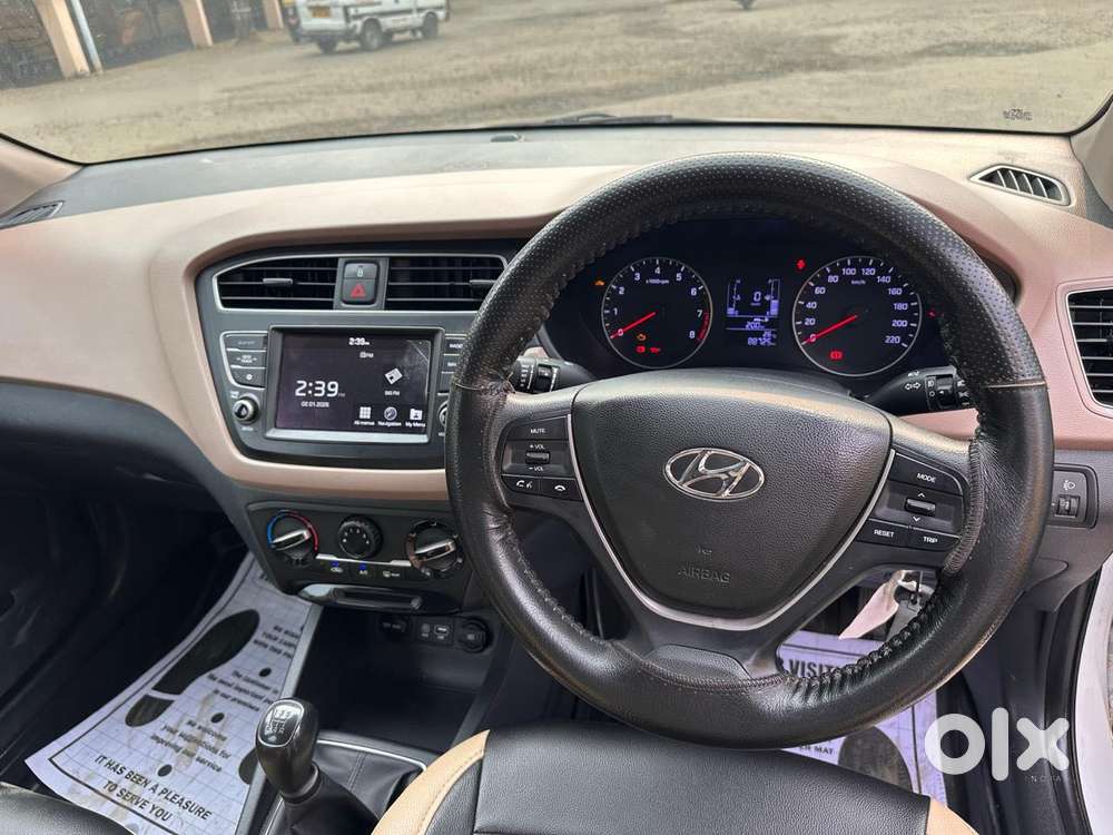 Hyundai I20 Sportz 1.2 Vtvt, 2020, Petrol