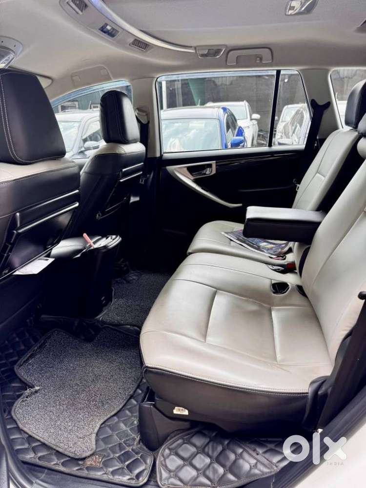 Toyota Innova Crysta 2.4 V, 2022, Diesel