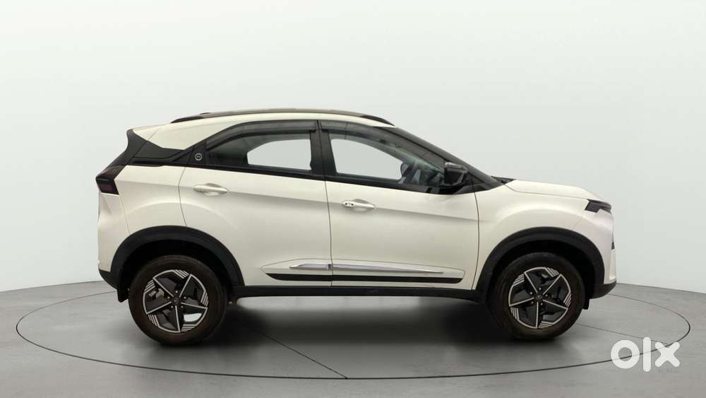 Tata Nexon Creative Plus S 1.2 Revotron Petrol 6 Mt, 2023, Petrol