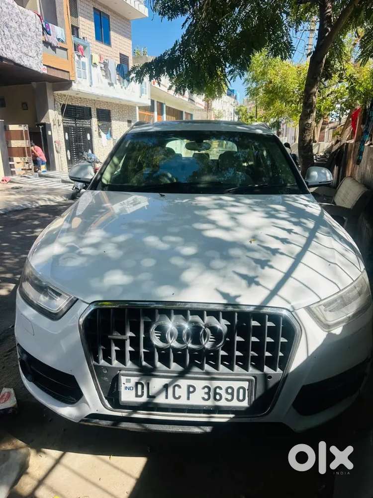 Gaadi Audi Q3