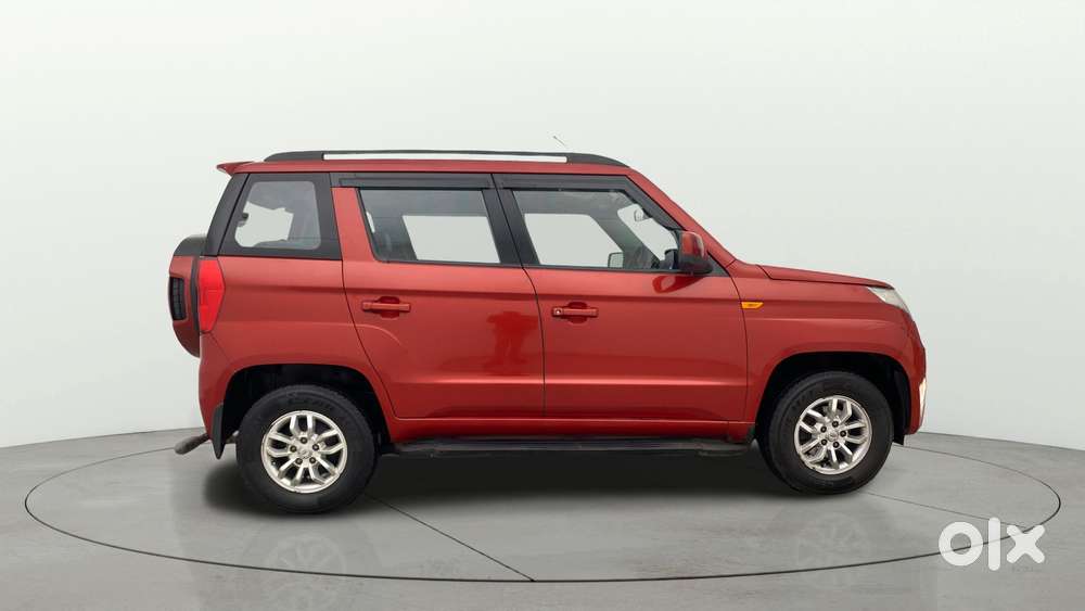 Mahindra Tuv 300 T8 Amt, 2016, Diesel