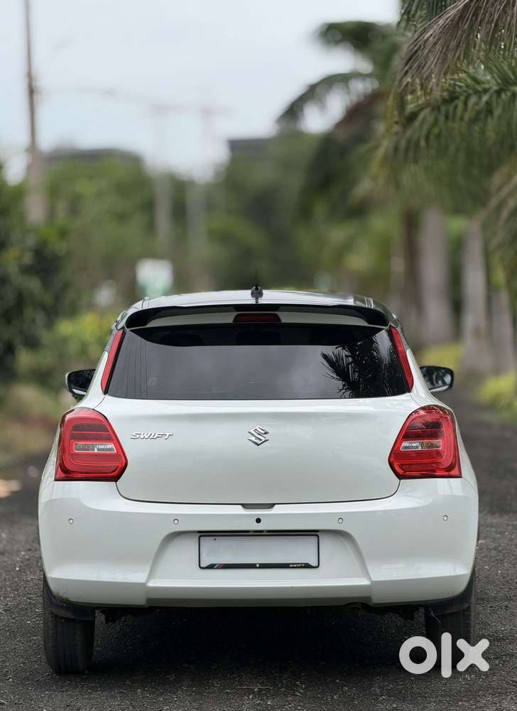 Maruti Suzuki Swift Vvt Vxi, 2022, Petrol