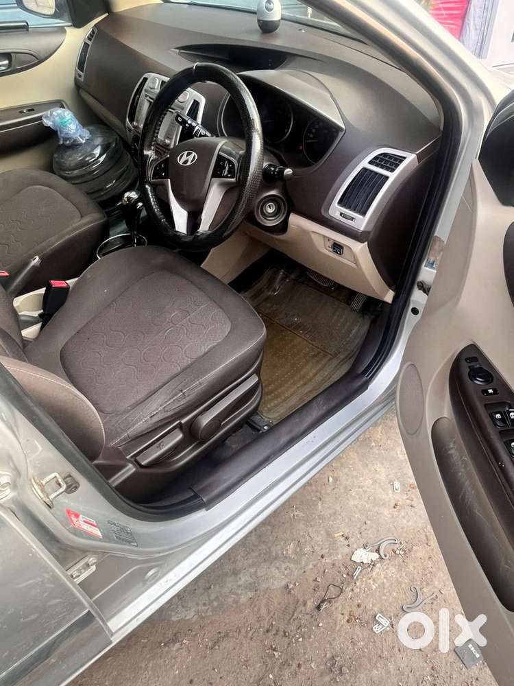 Hyundai Car 2011 Automatic
